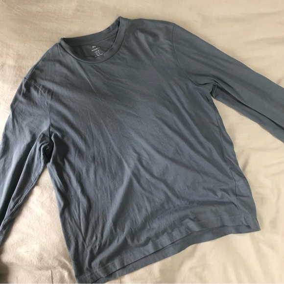 H&M Other - Slate Gray Tee